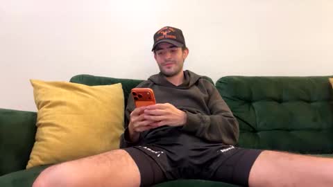 ckeefer96 online show from March 14, 9:20 pm