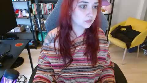 Snapshot of clairebarez chatting on May 24, 2:05 am Claire online show from May 24, 2:05 am
