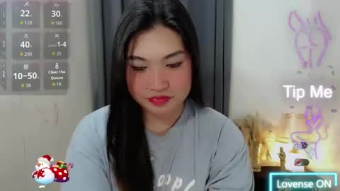 CLAIRE online show from October 12, 5:23 pm