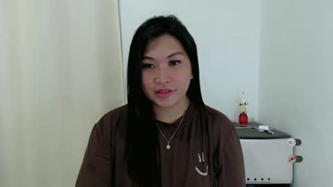 CLAIRE online show from February 4, 4:57 pm