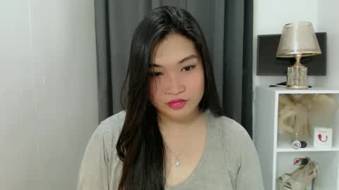 CLAIRE online show from March 2, 3:20 am