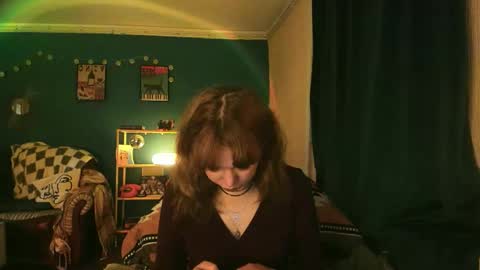 Snapshot of clancyosbourne chatting on October 6, 6:49 pm Clancy online show from October 6, 6:49 pm