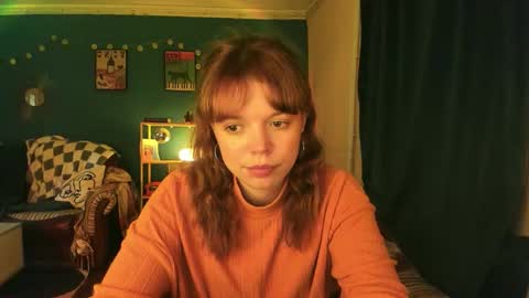 Snapshot of clancyosbourne chatting on October 7, 6:49 pm Clancy online show from October 7, 6:49 pm