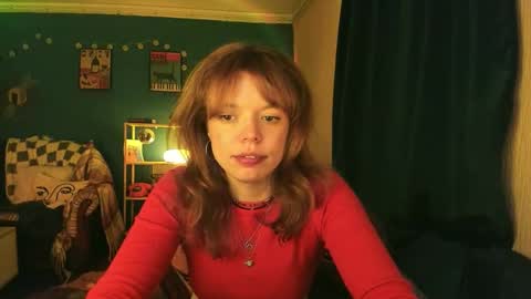 Snapshot of clancyosbourne chatting on October 17, 6:43 pm Clancy online show from October 17, 6:43 pm