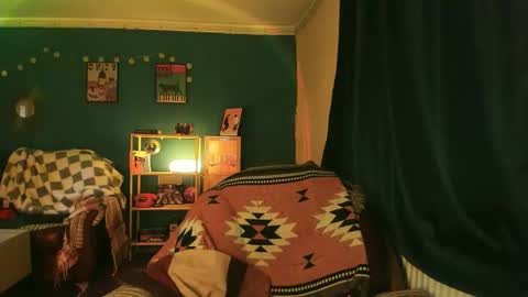 Snapshot of clancyosbourne chatting on October 30, 7:14 pm Clancy online show from October 30, 7:14 pm