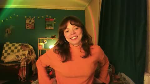 Snapshot of clancyosbourne chatting on November 20, 9:03 pm Clancy online show from November 20, 9:03 pm