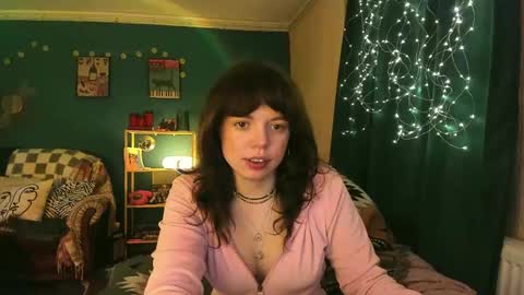 Clancy online show from February 15, 6:37 pm