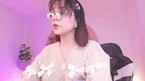 Snapshot of clara_lu chatting on July 14, 2:49 am C L A R A online show from July 14, 2:49 am