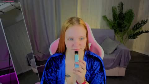 CANDYY3 online show from April 9, 3:39 am