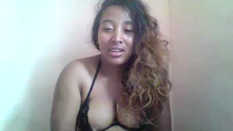 Clarah0123 online show from March 10, 12:15 pm