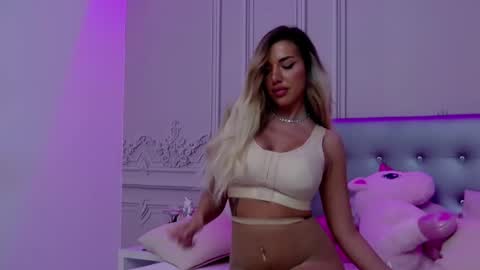 ClaraHazel online show from March 7, 11:18 am