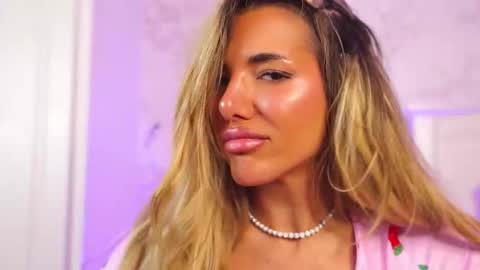 ClaraHazel online show from October 11, 4:44 am