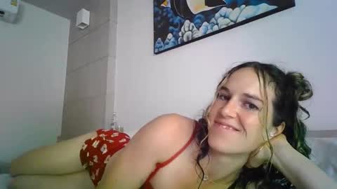 claralafontaine online show from March 22, 2:04 am