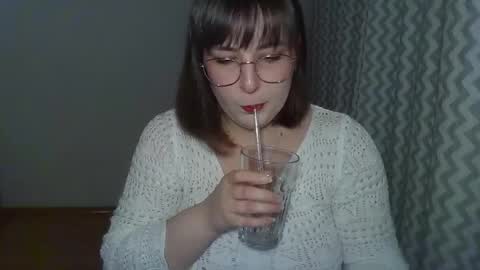 Clara online show from March 19, 5:39 pm