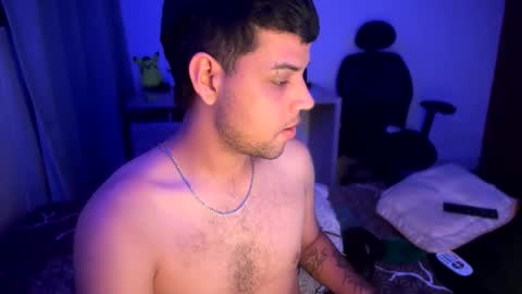 Clarentz bby online show from December 22, 5:59 am