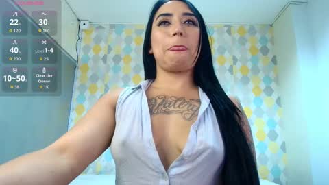 Snapshot of clarise_allen chatting on October 27, 8:35 pm CLARISE ALLEN online show from October 27, 8:35 pm