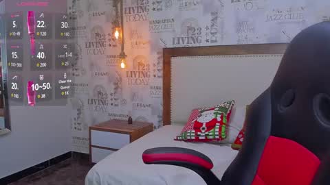 C L A R I S E  online show from December 13, 10:55 pm