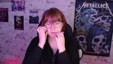 Clarissa online show from May 9, 10:42 am