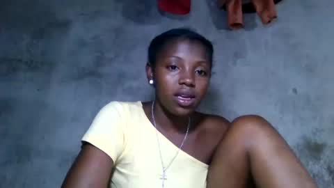 clarisse98 online show from March 17, 11:19 pm