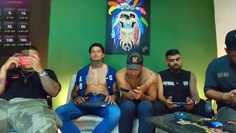 Snapshot of clark__ken chatting on October 28, 2:04 am Juanpaindependent model online show from October 28, 2:04 am