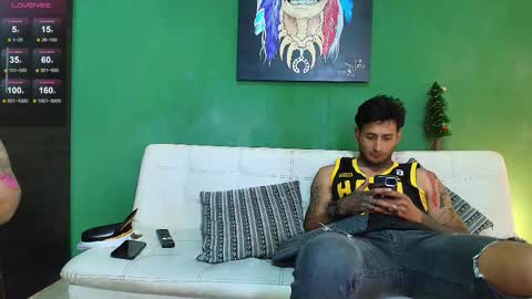 Snapshot of clark__ken chatting on December 5, 5:20 pm Juanpaindependent model online show from December 5, 5:20 pm