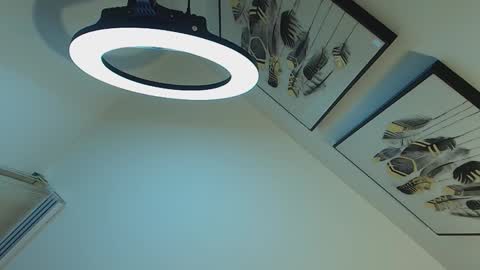 Snapshot of clark_strong chatting on February 19, 9:33 pm clark_strong online show from February 19, 9:33 pm