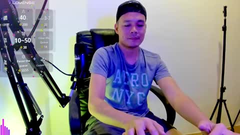 Snapshot of clarkyplaze chatting on January 27, 11:32 am Clark online show from January 27, 11:32 am