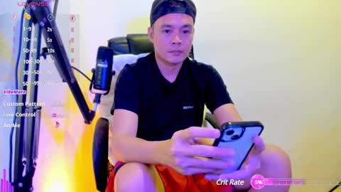 Snapshot of clarkyplaze chatting on February 5, 3:34 am Clark online show from February 5, 3:34 am