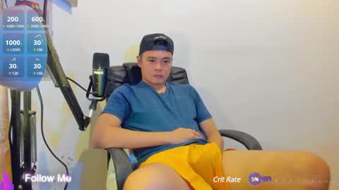 Snapshot of clarkyplaze chatting on February 15, 12:33 pm Clark online show from February 15, 12:33 pm