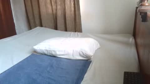 Angel online show from October 27, 8:51 am