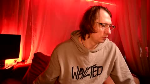 Claudia Cyberfox and Elon online show from October 20, 8:37 am