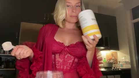 claudia_loves_u online show from September 27, 2:38 am