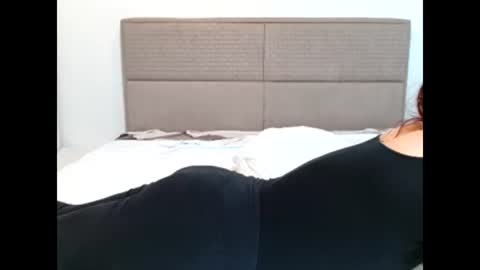 claudiacoxxx online show from February 13, 10:43 pm