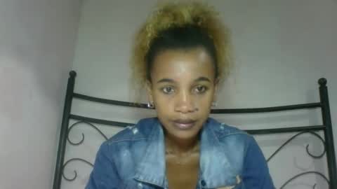 claudianne online show from March 11, 5:02 am