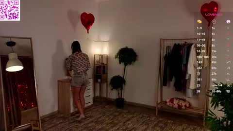 Snapshot of claudinedates chatting on March 2, 1:08 am Lei your Angel online show from March 2, 1:08 am