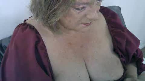 Snapshot of claudineddd chatting on January 25, 9:04 pm ClaudineDDD online show from January 25, 9:04 pm