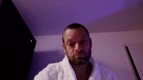 Florian online show from December 17, 1:22 am