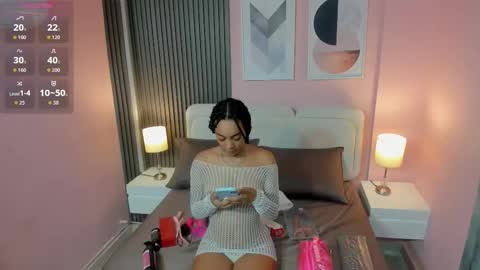 Snapshot of clawdeen__wolf chatting on November 29, 7:06 pm clauwdeen wolf online show from November 29, 7:06 pm