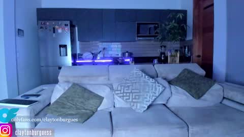 Snapshot of claytonburgues chatting on September 19, 4:03 am claytonburgues online show from September 19, 4:03 am