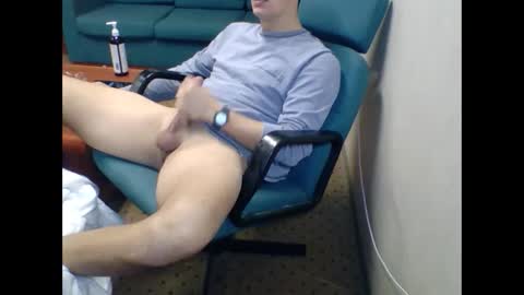 Snapshot of clayyalc2 chatting on January 26, 1:31 am clayyalc2 online show from January 26, 1:31 am