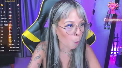 Snapshot of cleademon chatting on February 6, 1:43 pm Demon online show from February 6, 1:43 pm