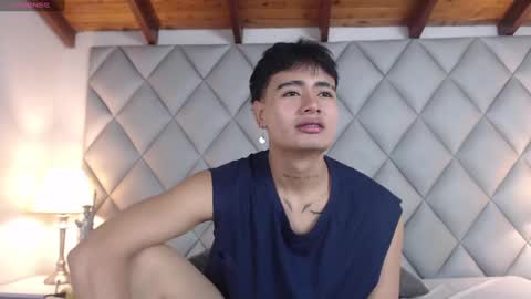 Snapshot of clement_reyes chatting on October 19, 1:23 pm clement_reyes online show from October 19, 1:23 pm