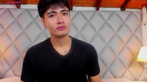 Snapshot of clement_reyes chatting on November 27, 1:57 pm clement_reyes online show from November 27, 1:57 pm