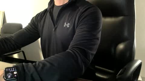 Snapshot of clemike69 chatting on November 10, 5:01 pm clemike69 online show from November 10, 5:01 pm