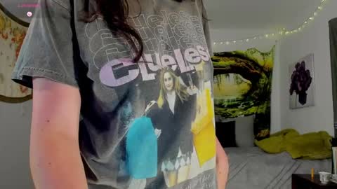 Cleo Schedule Updates online show from April 9, 1:27 am