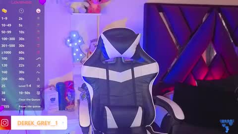 Snapshot of cleo_d_nile chatting on October 15, 6:52 pm cleopatra online show from October 15, 6:52 pm