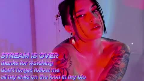 Snapshot of cleo_dblue chatting on February 10, 8:42 am online show from February 10, 8:42 am
