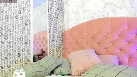 Snapshot of cleo_nilee chatting on October 26, 3:01 am cleo online show from October 26, 3:01 am