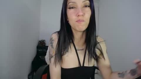  Nicol  online show from June 27, 3:22 am