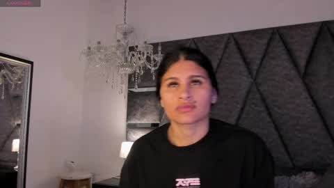 Snapshot of cleopatraa1 chatting on May 17, 7:32 pm Cleopatra online show from May 17, 7:32 pm